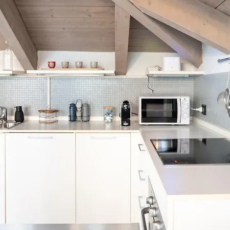Apartamento Mansardina A 5 Minuti A Piedi Dal Centro Biella